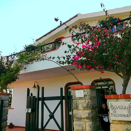 Hibiscus House * Lido di Noto